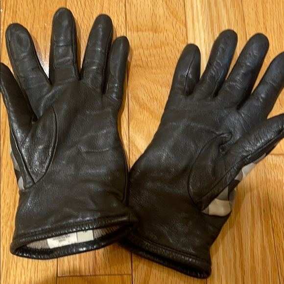 Women’s leather Burberry gloves size 7.5 - Picture 2 of 6